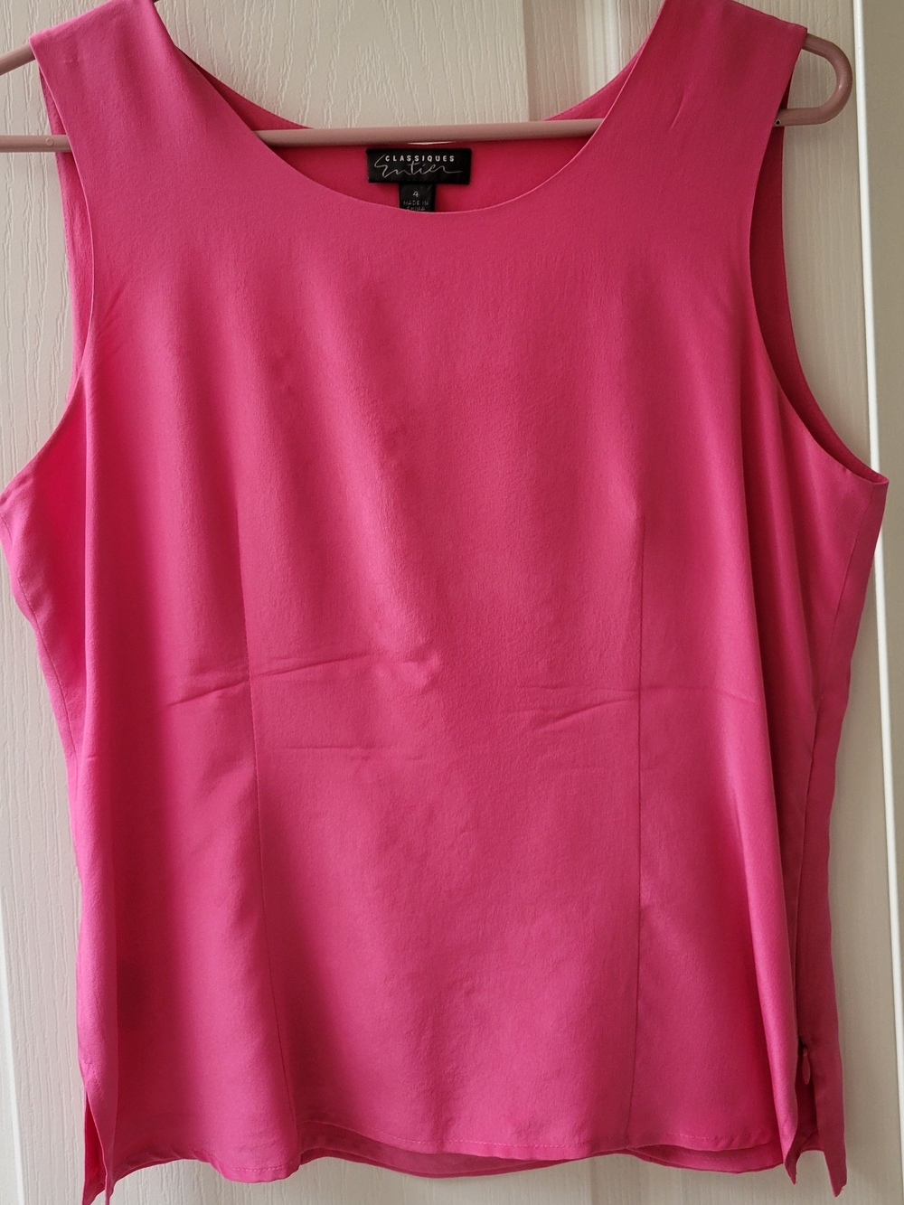 Classiques Entier Hot Pink Sleeveless Silk Blouse